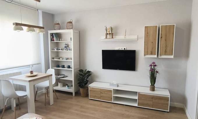 La Magdalena Apartment | La Quinta de la Cadena by Alogest