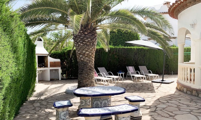 Miami Platja Apartment | First floor apartment pool villa Michelle near the beach