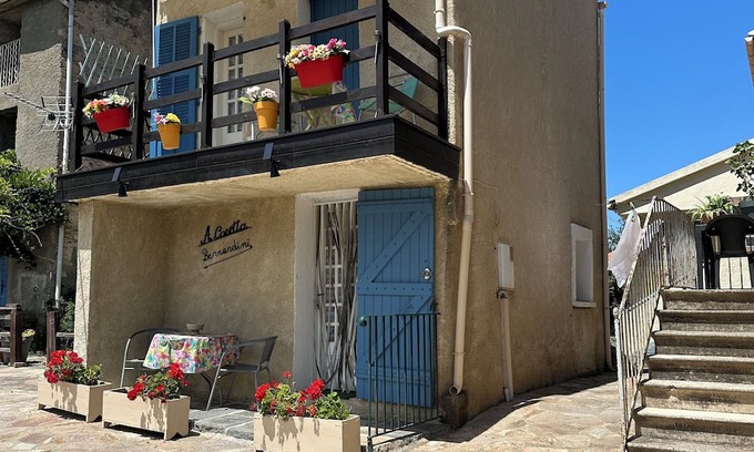 Santo-Pietro-di-Venaco House | A. Casetta Centre de CorsicanSanto Pietro di Venaco